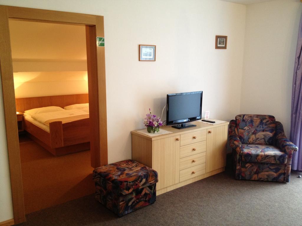 Pension & Appartement Fortin Bad Kleinkirchheim Ruang foto