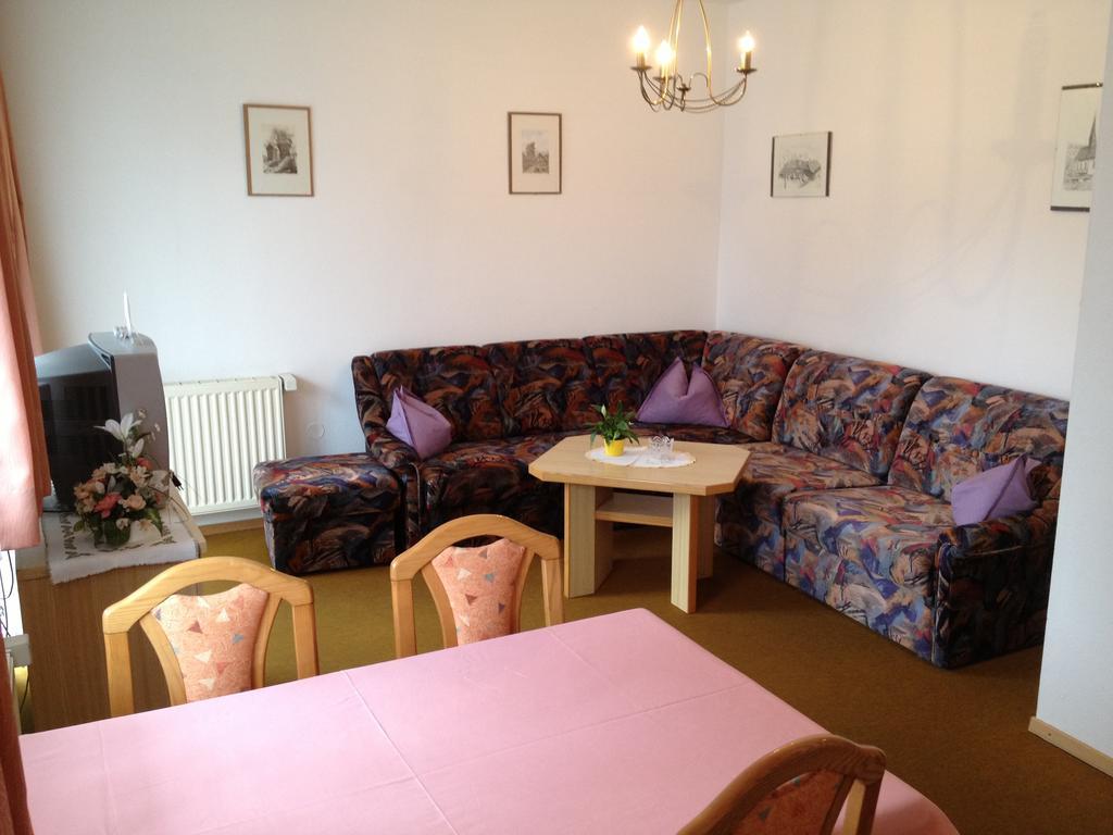 Pension & Appartement Fortin Bad Kleinkirchheim Ruang foto