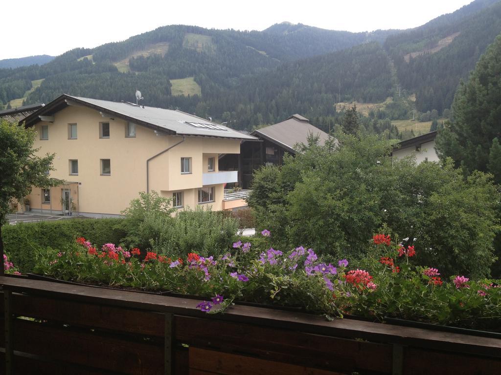 Pension & Appartement Fortin Bad Kleinkirchheim Bagian luar foto